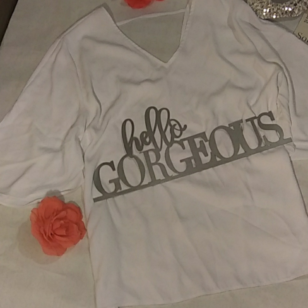 Beautiful Chicos ambience v-neck blouse